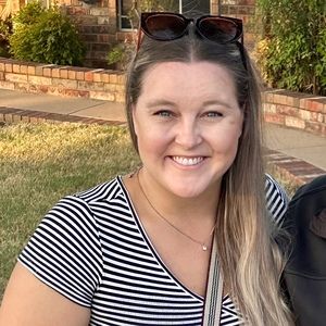 Meet your Posher, Ashley